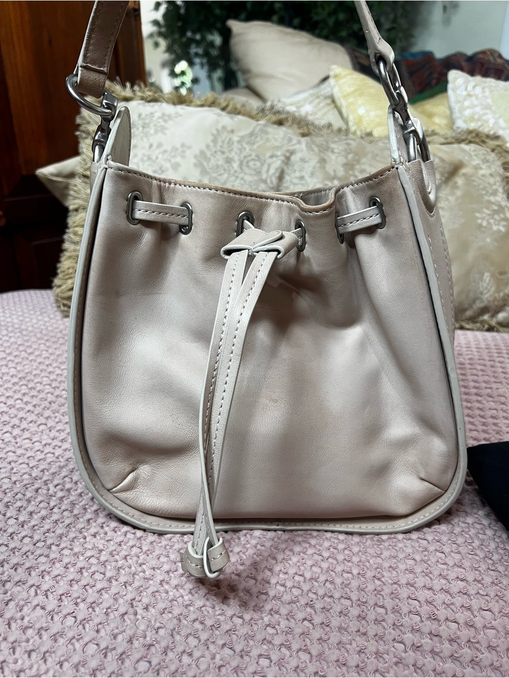 Frye Ilana Small Leather Crossbody White Drawstring Bag